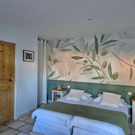 Bed and Breakfast Domaine Les Gendalis Saint-Saturnin-lès-Avignon Esterno foto